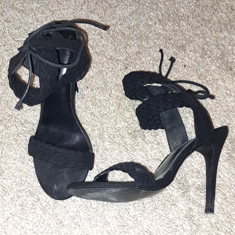 Black scrappy suede heels